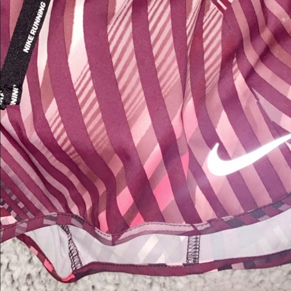 nike shorts - Picture 2 of 3